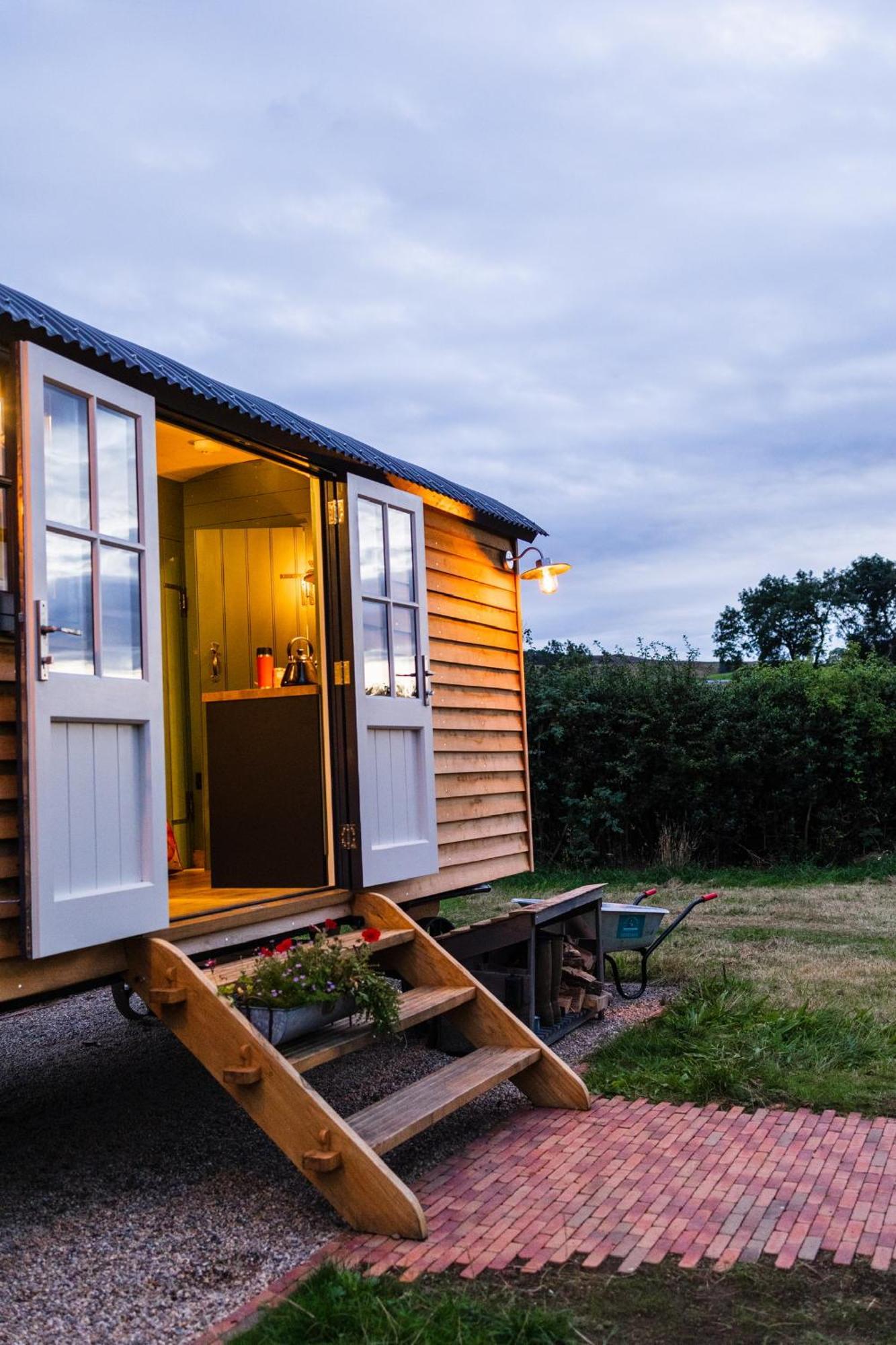 Toadland Shepherd Huts Durham Exterior photo