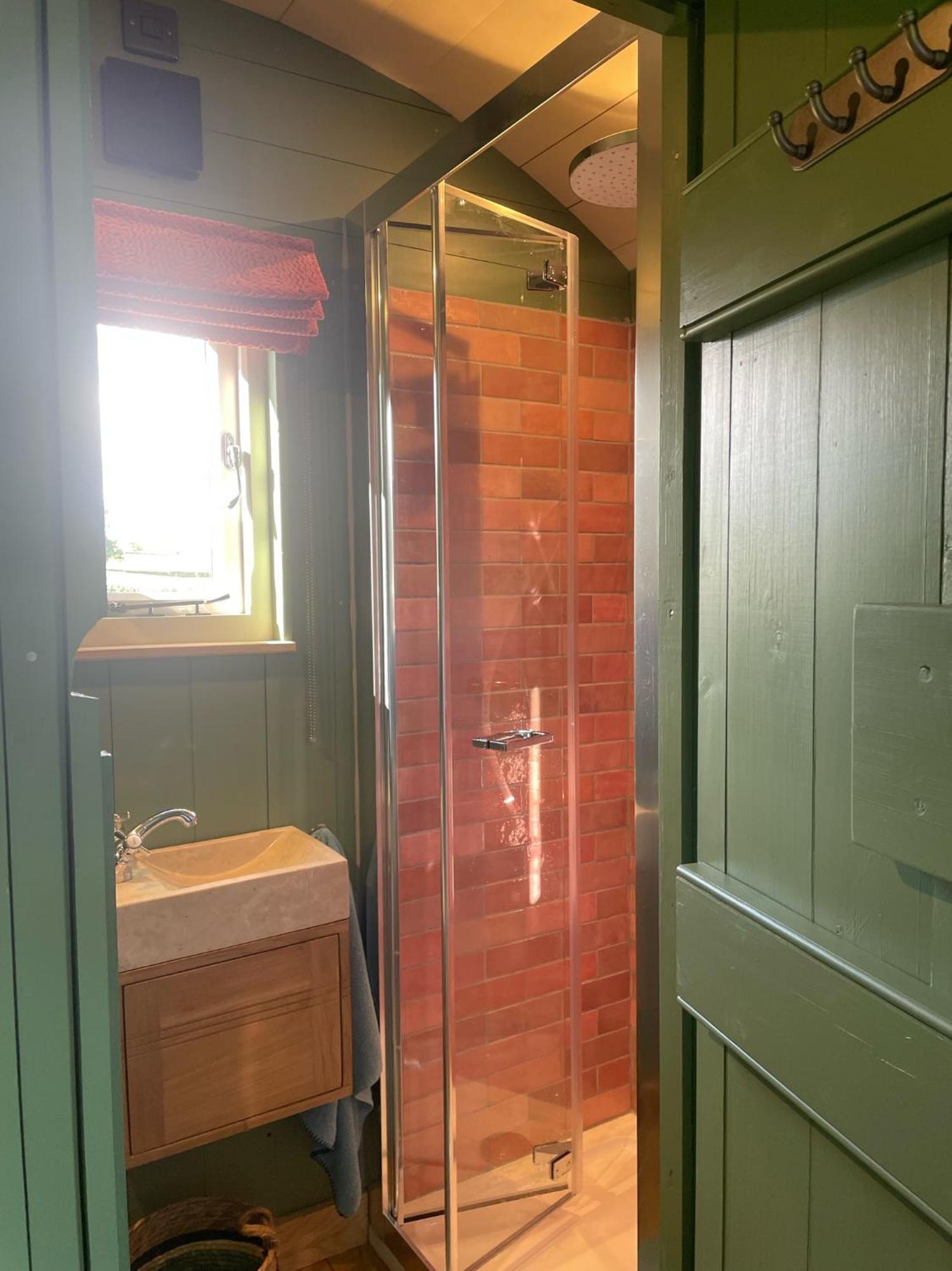 Toadland Shepherd Huts Durham Exterior photo